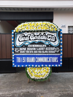 Papan Bunga Duka di Pringgasela